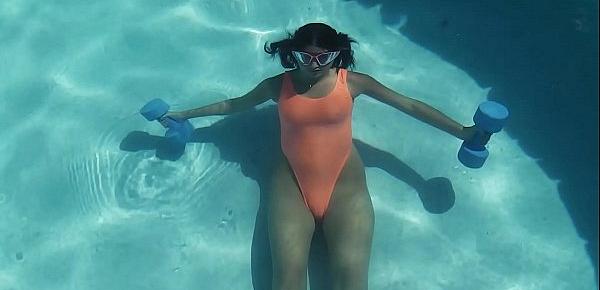 Underwater Gymnastics with Micha